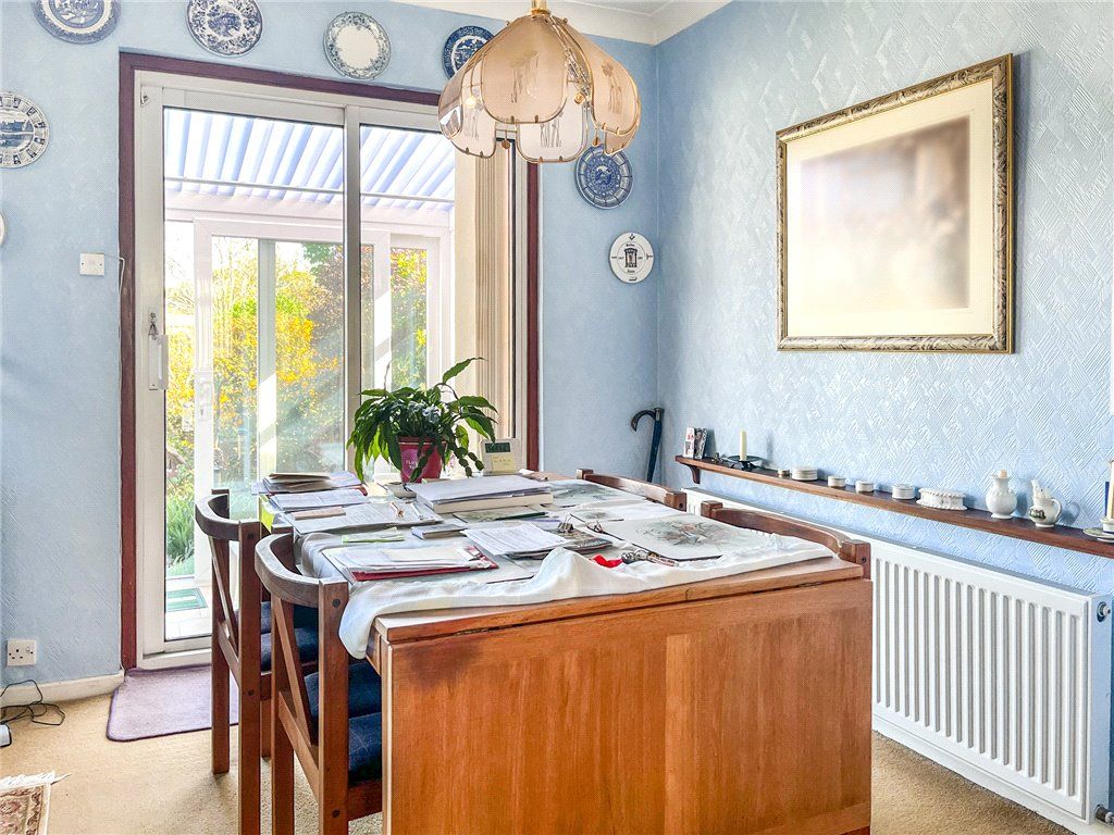 Property photo 3 of 19 Westminster Gardens