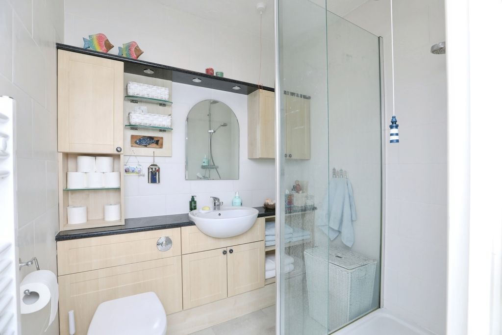 Property photo 3 of 11 Pbox-Img.Jpg