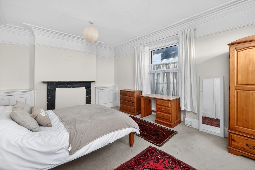 Property photo 1 of 5 0028