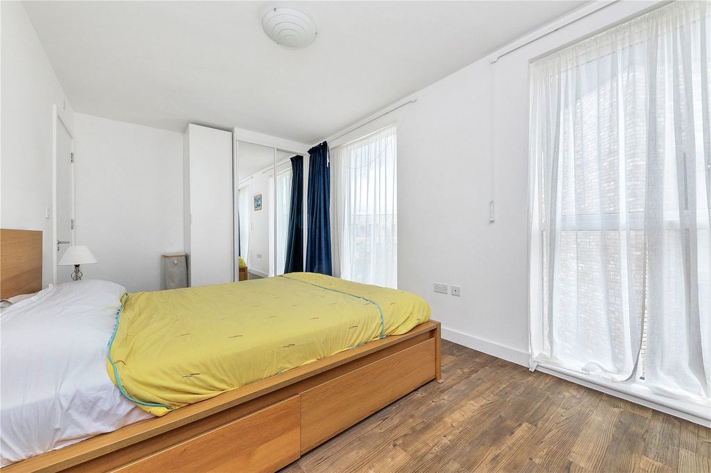 Property photo 3 of 11 Picture No. 06