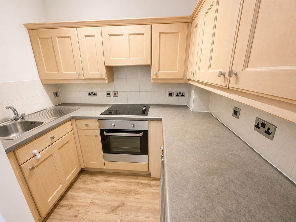 Property photo 2 of 6