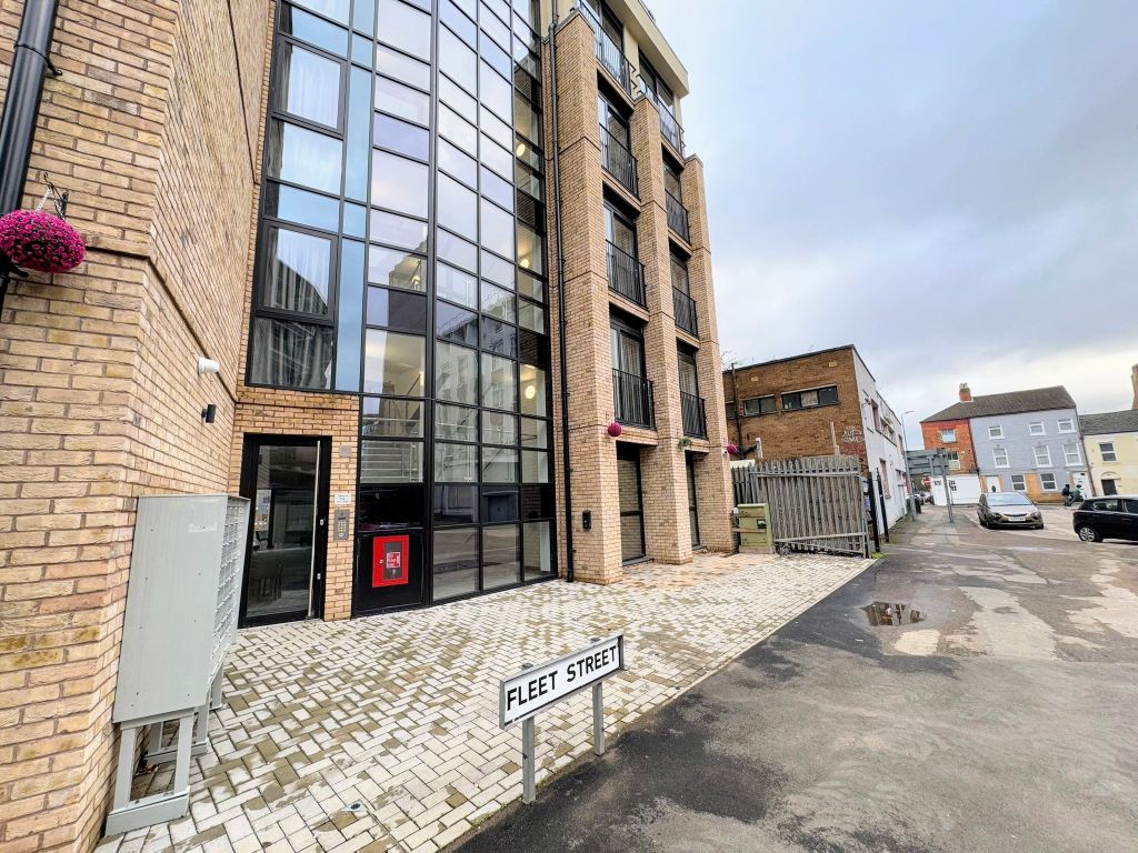 Property photo 1 of 4