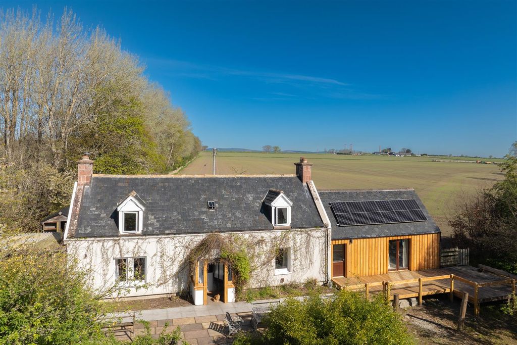 Property photo 1 of 19 1 Shawfield Cottage.Jpg