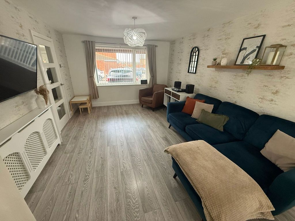 Property photo 3 of 15