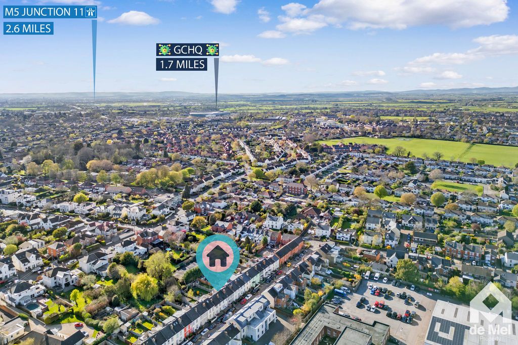 Property photo 2 of 16 Photo 2