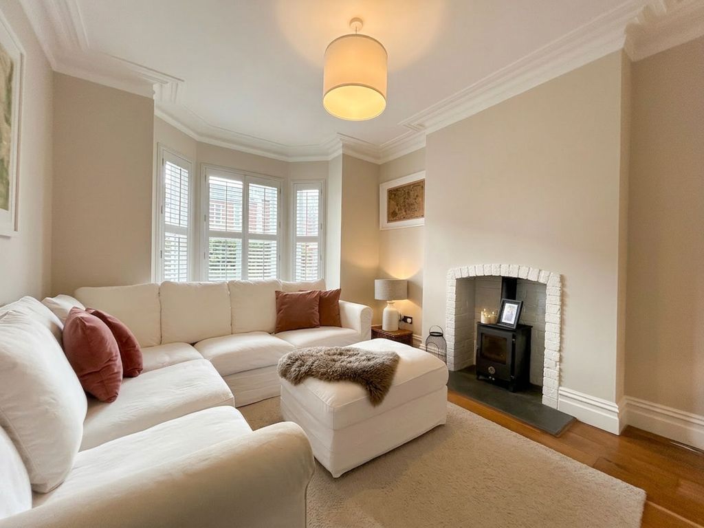 Property photo 3 of 22