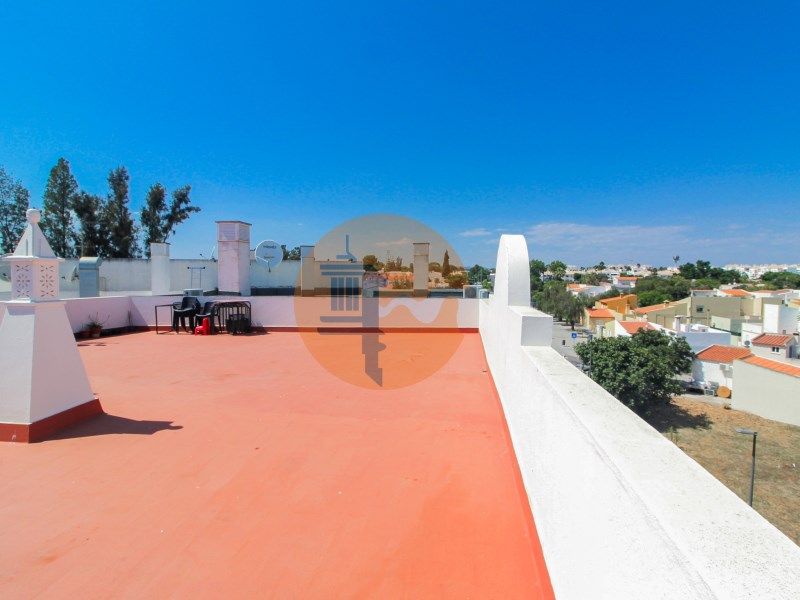 Property photo 3 of 24