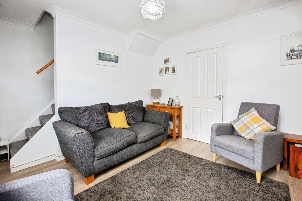 Property photo 3 of 18