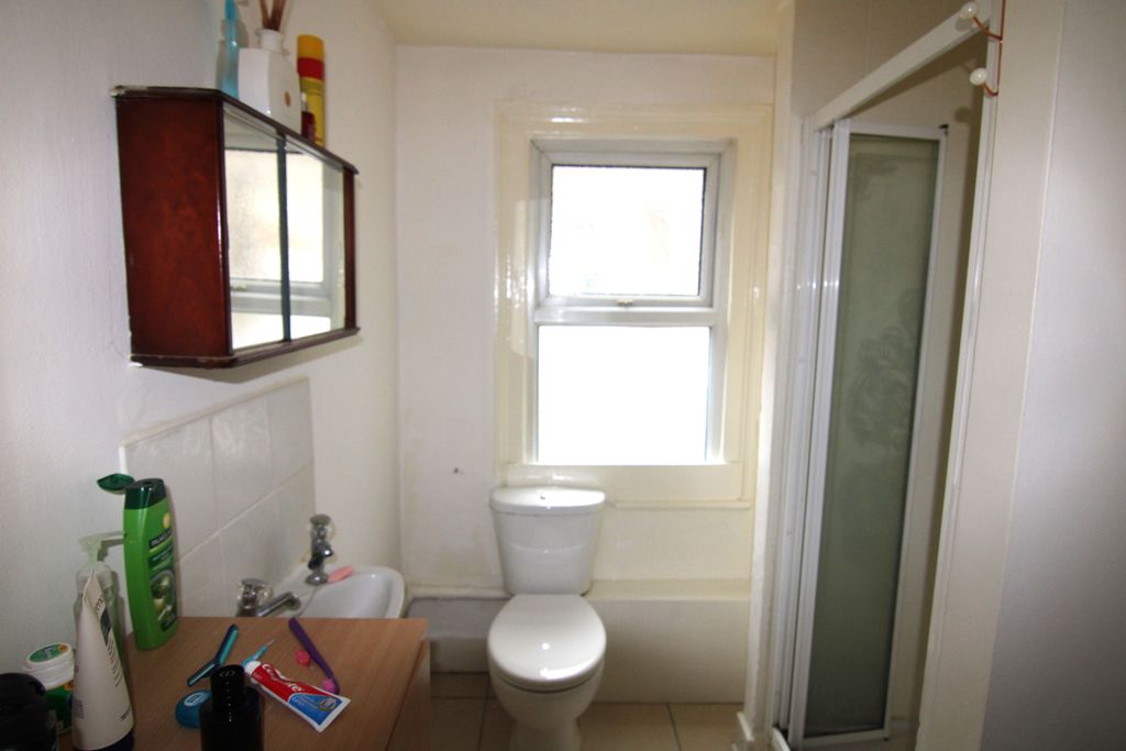 Property photo 3 of 4