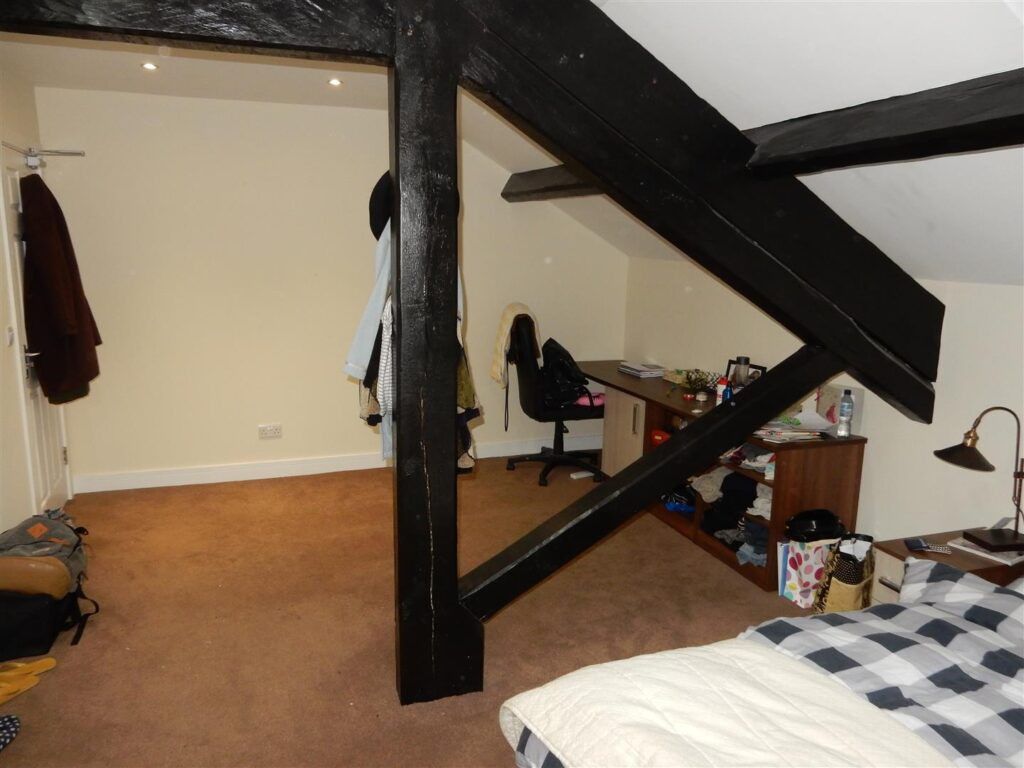 Property photo 2 of 17 Property Photo