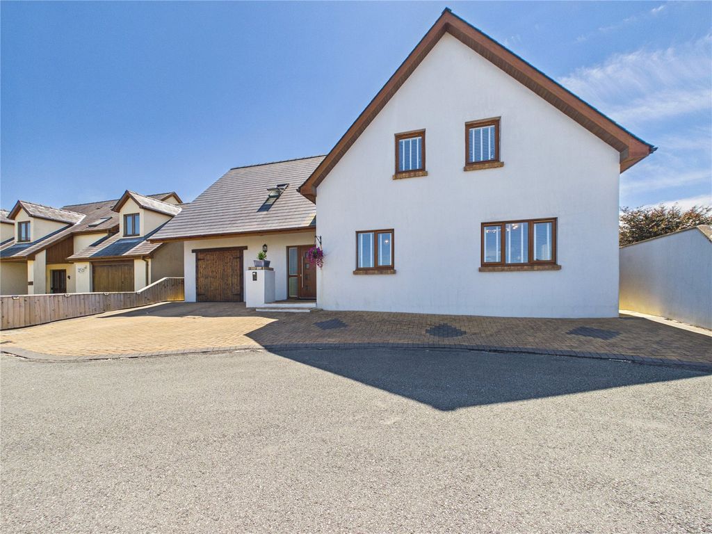 Property photo 1 of 39 Picture No. 44