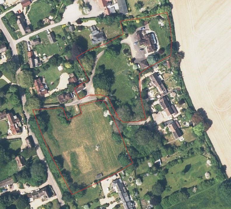 Property photo 3 of 34 Boundary Outline