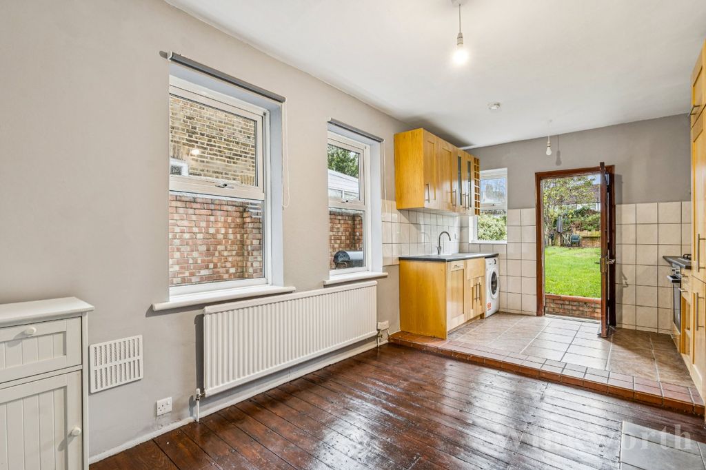 Property photo 3 of 14 Picture No. 01