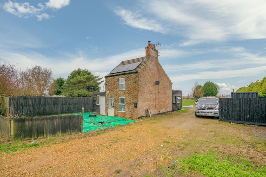 Property photo 2 of 19 Photo 2