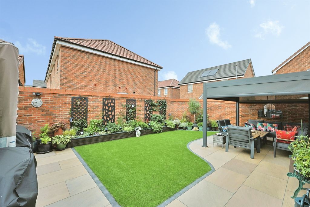 Property photo 2 of 55