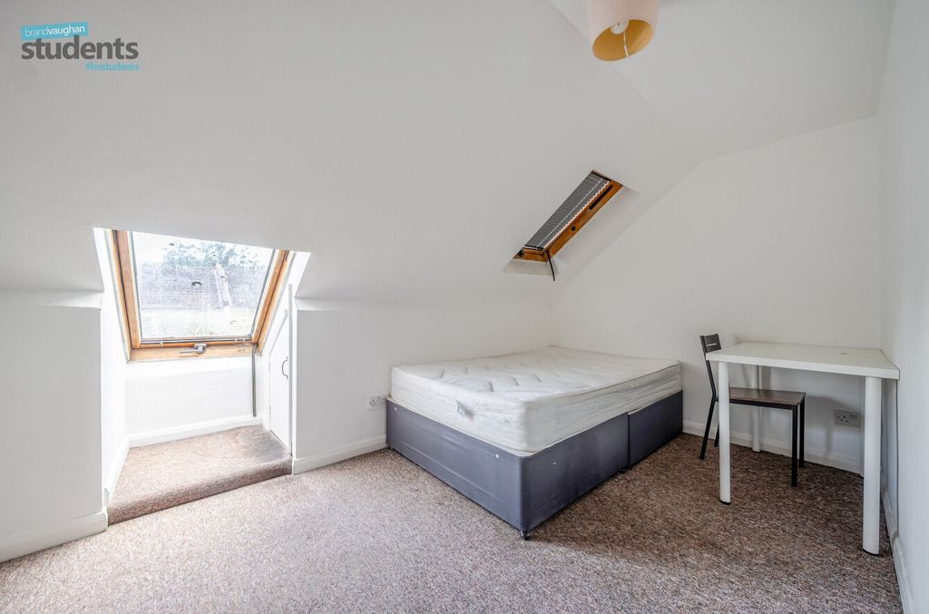 Property photo 1 of 8 Picture No. 13