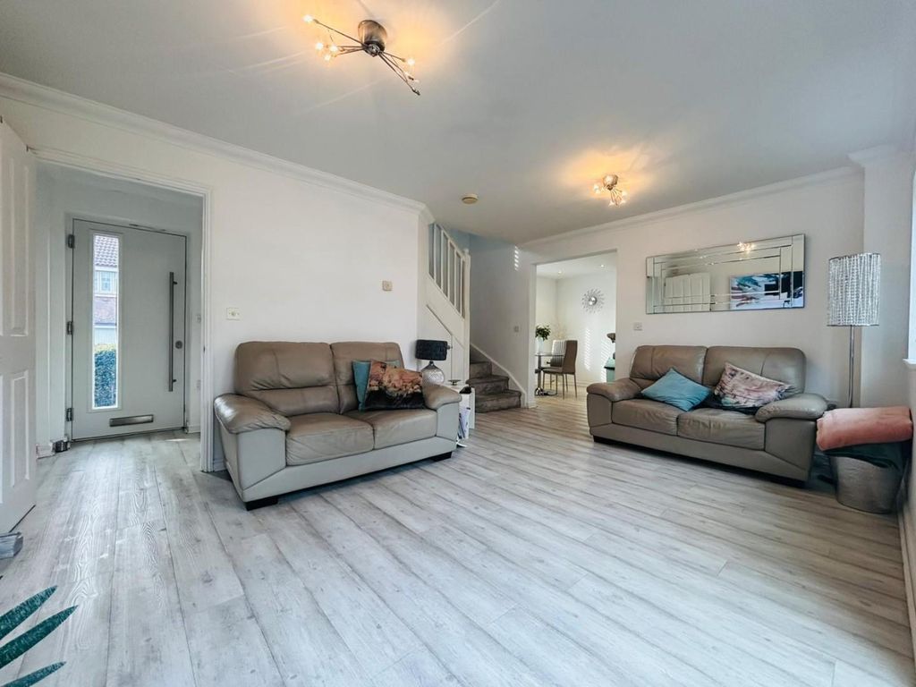 Property photo 3 of 13 Original-2C0E8A8B-BA57-42Ad-8D6D-F8F130C8B5D8.Jpeg