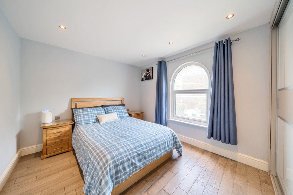 Property photo 1 of 12 Bedroom