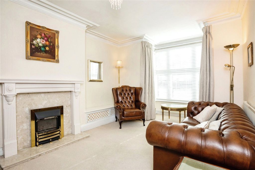 Property photo 2 of 24 Picture No. 03