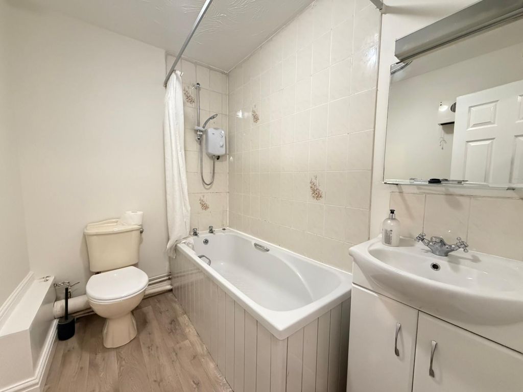 Property photo 3 of 11 Whatsapp Image 2025-10-08 At 10.42.02 (1)