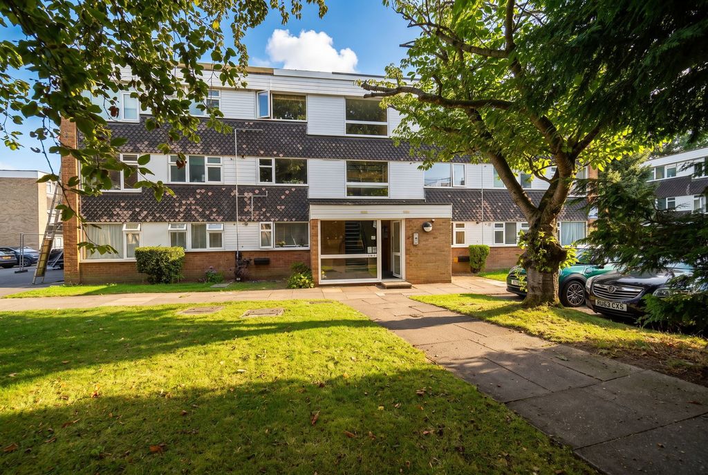 Property photo 1 of 18