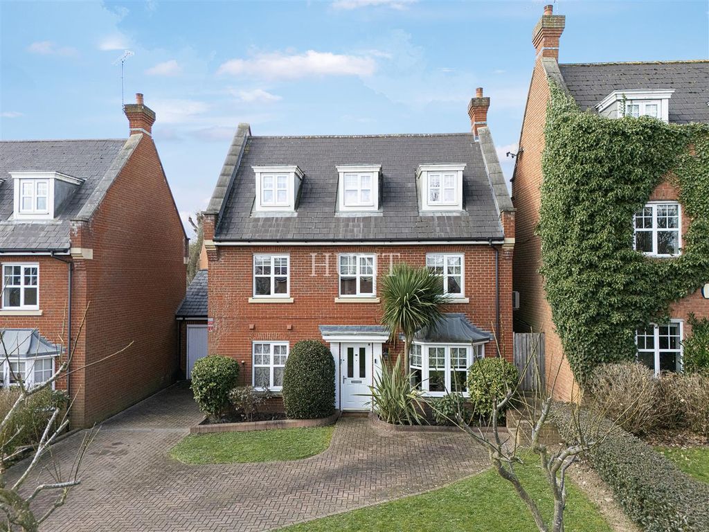 Property photo 1 of 34
