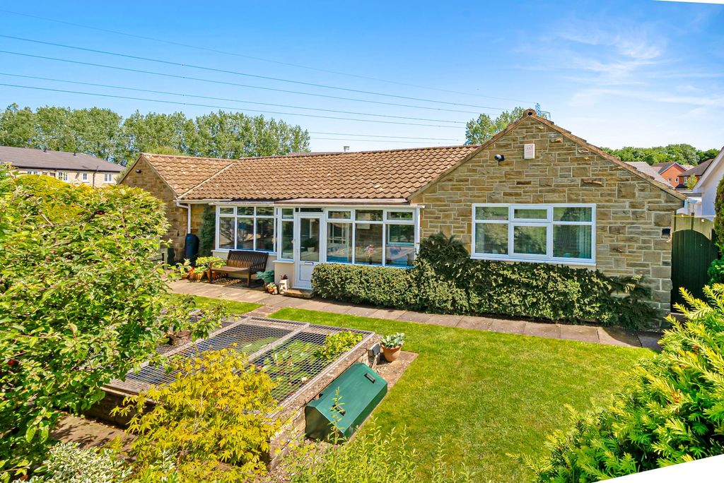 Property photo 1 of 30