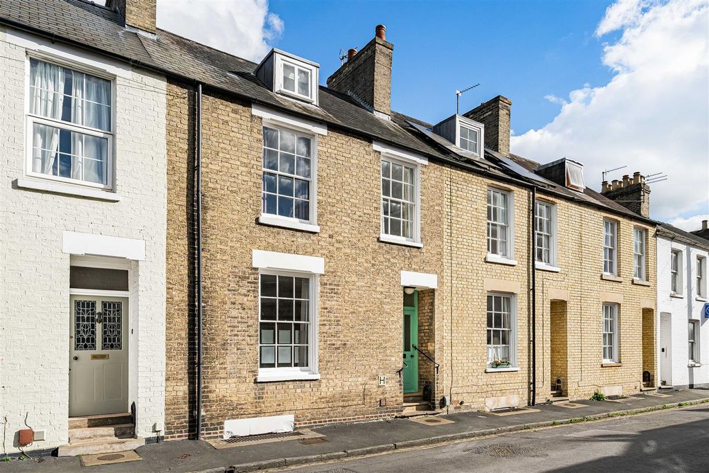 Property photo 1 of 23 36_75709.Jpg