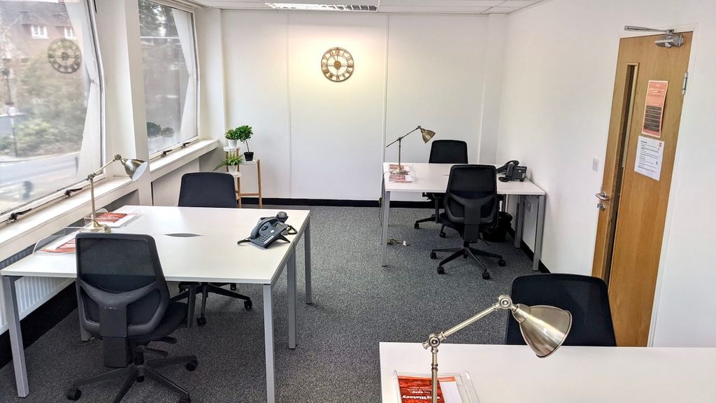 Property photo 2 of 6