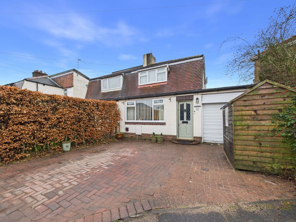 Property photo 1 of 9 External