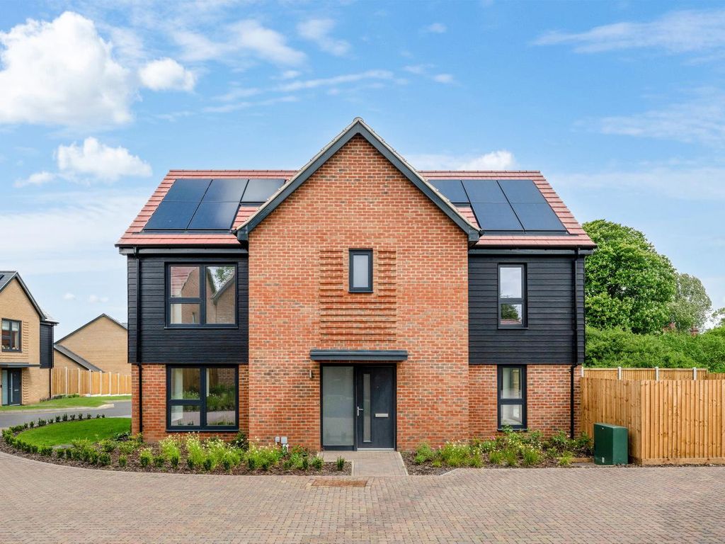 Property photo 1 of 13 The Linnett, Number 65