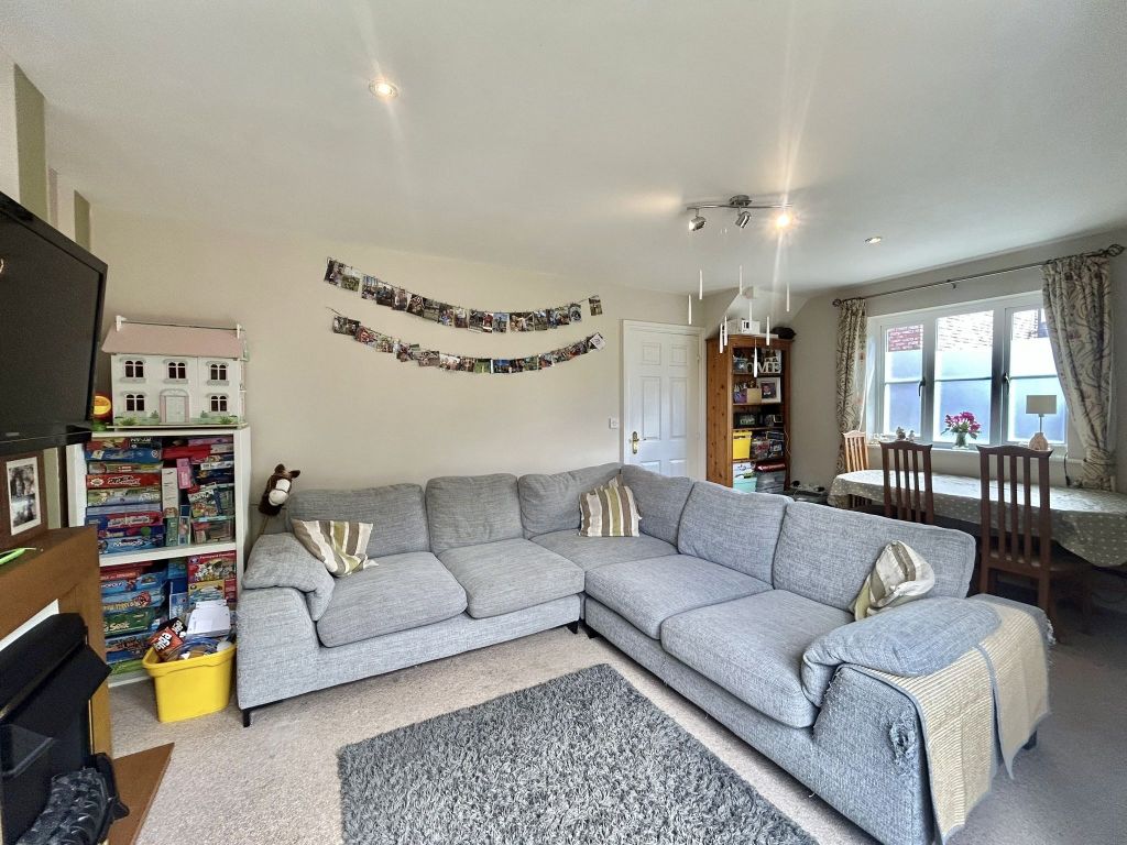 Property photo 3 of 9