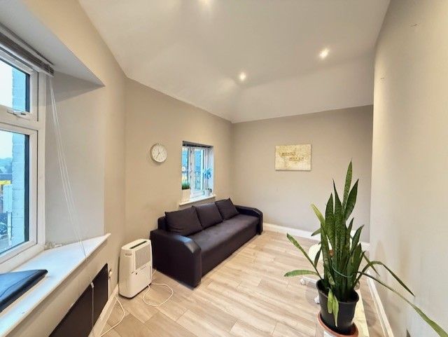 Property photo 2 of 6 Living Room