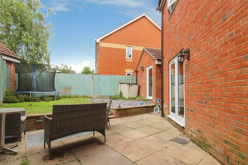 Property photo 2 of 17 Picture No. 06
