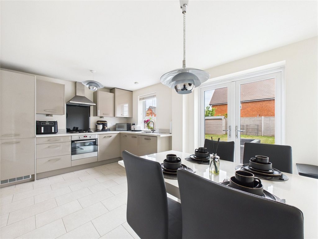 Property photo 1 of 14 1 - Picture No. 05