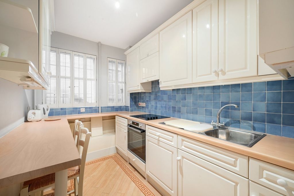 Property photo 3 of 7