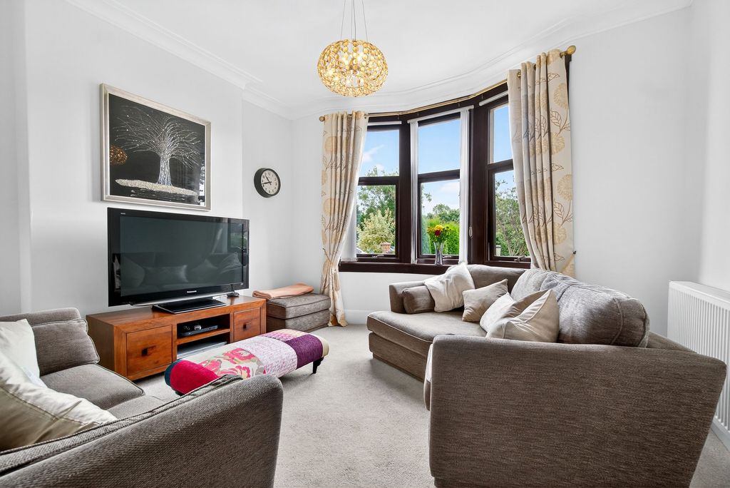 Property photo 2 of 30