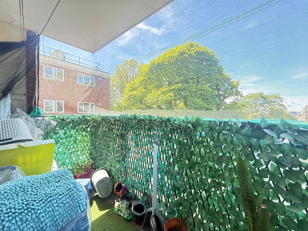 Property photo 2 of 16 Picture No. 06