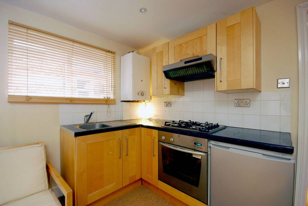 Property photo 3 of 5