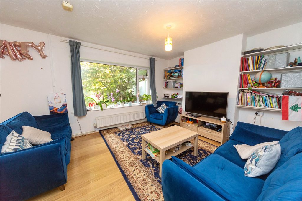 Property photo 2 of 12 Picture No. 07