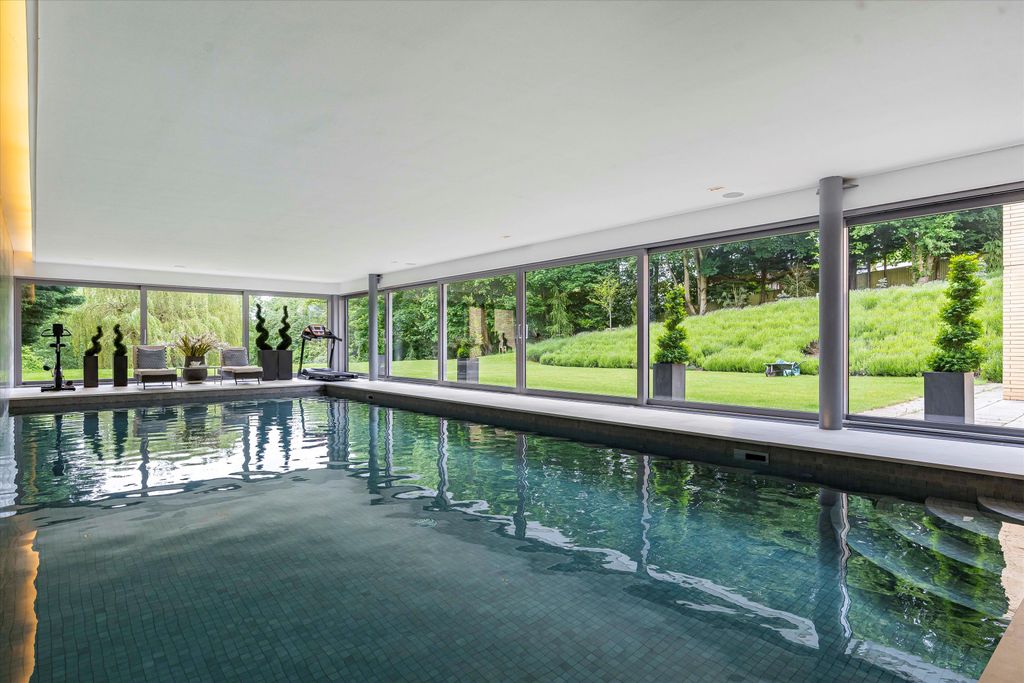 Property photo 3 of 43 Image