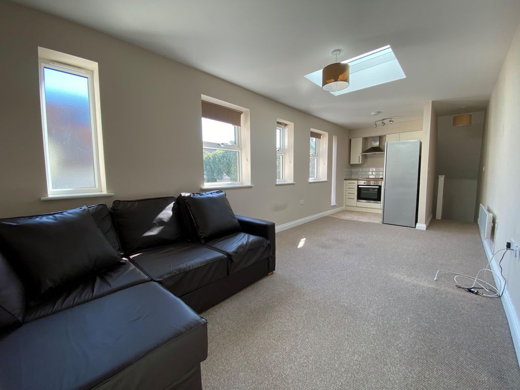 Property photo 2 of 7 Living Room