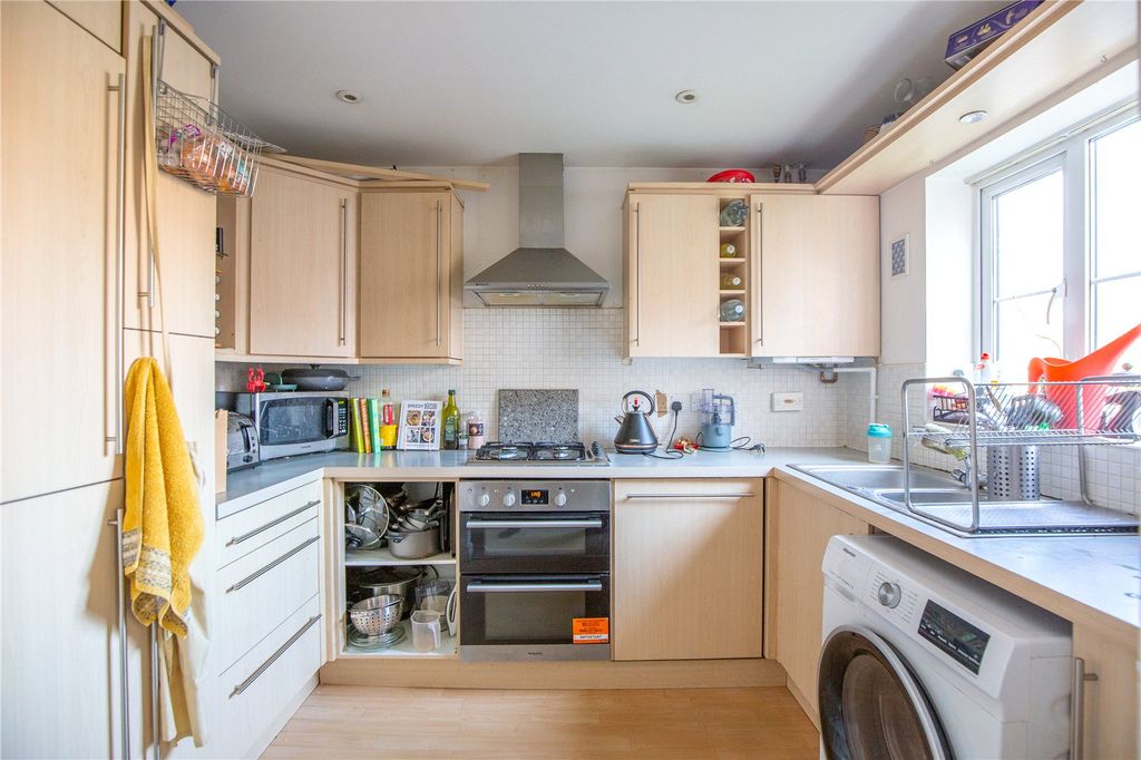 Property photo 2 of 15 Picture No. 09