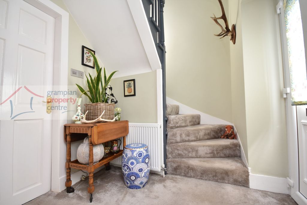 Property photo 2 of 28 H1.Jpg