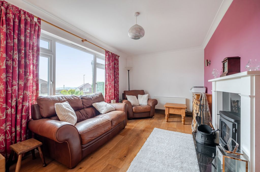 Property photo 2 of 29 1464228-3-6A0B452...