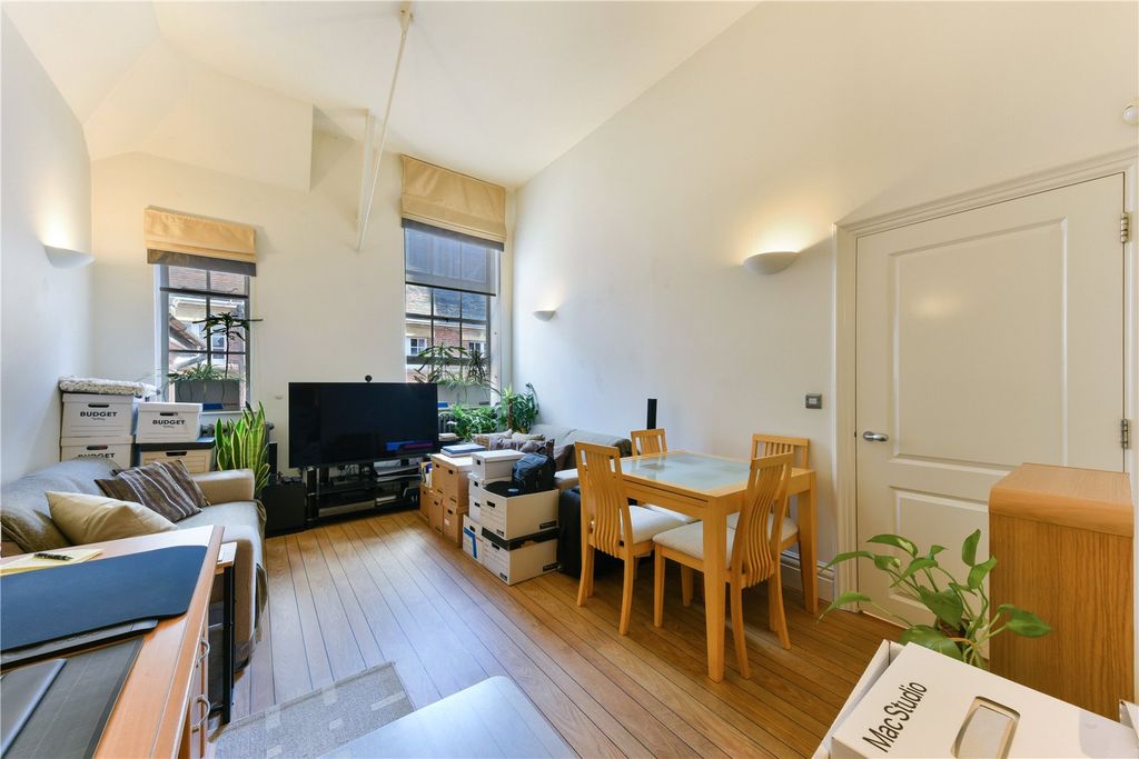 Property photo 1 of 8 Picture No. 09