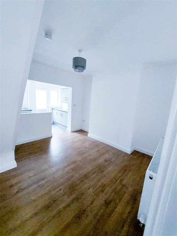 Property photo 1 of 11 7.Jpg