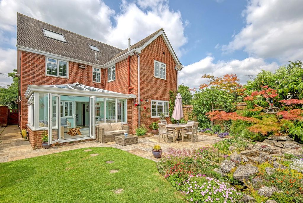 Property photo 1 of 27 Garden