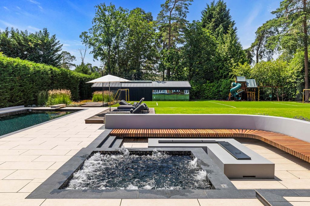 Additional image 8 of 8 bed detached house for saleAbbots Drive, Virginia Water GU25