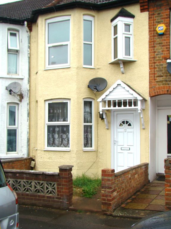 Property photo 1 of 12